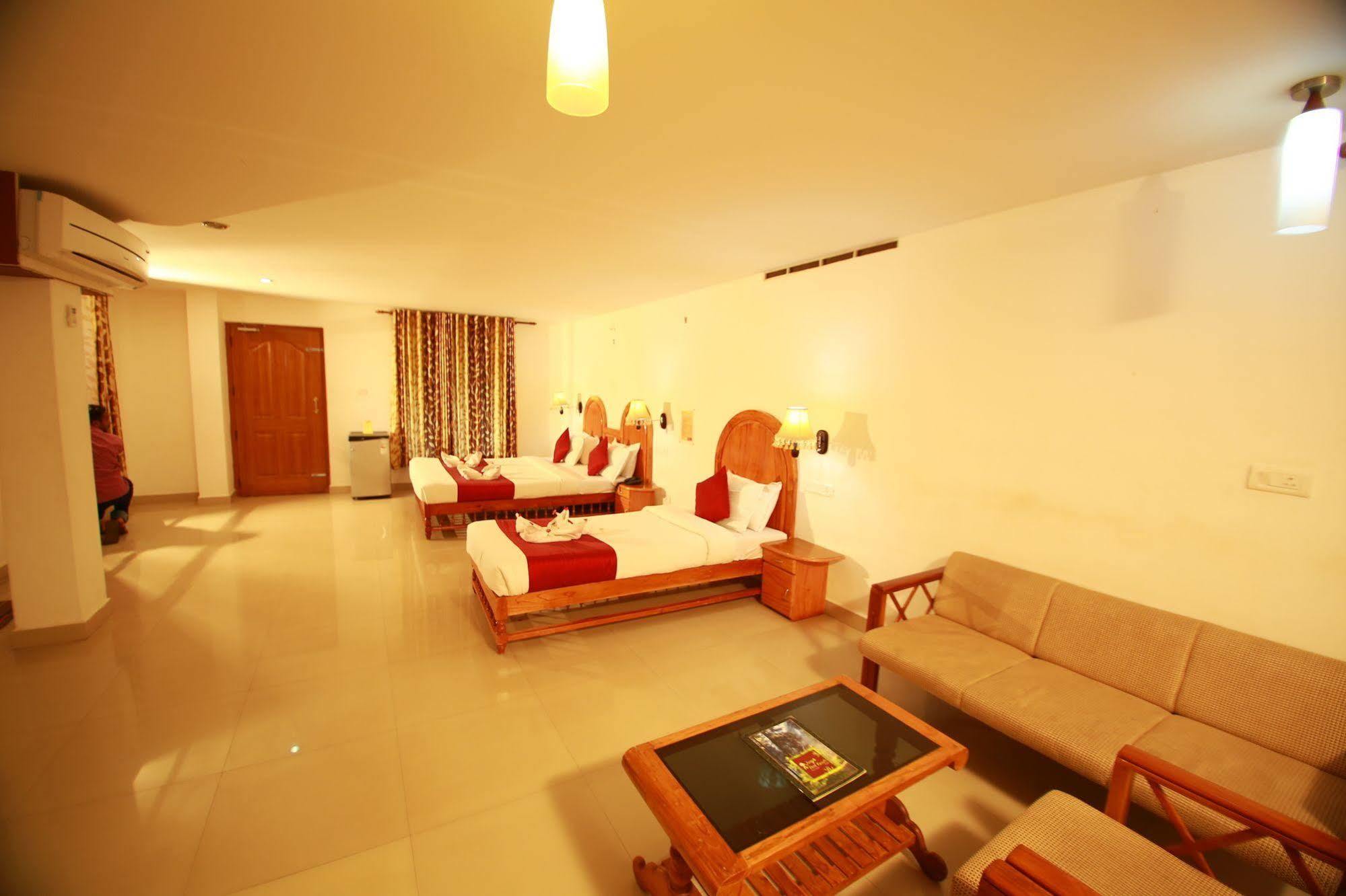 Jungle Park Resorts Thekkady Exterior foto