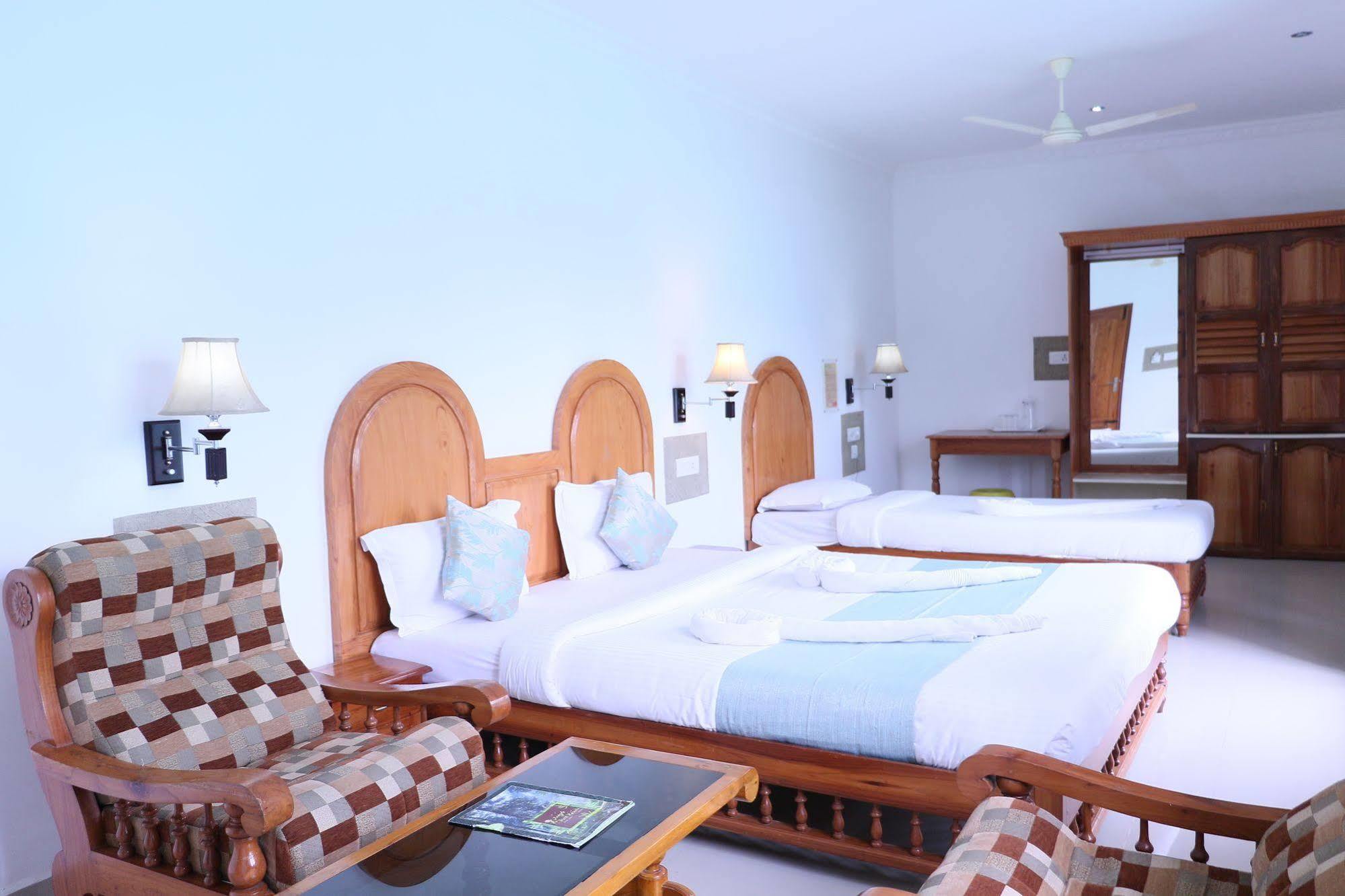 Jungle Park Resorts Thekkady Exterior foto